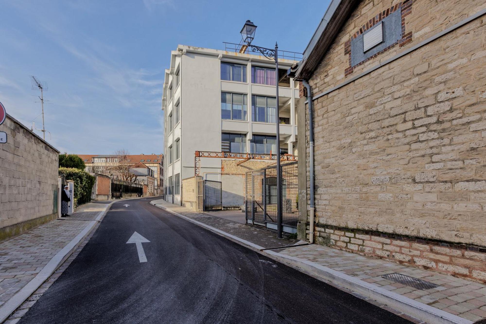 Apartment Manhattan Loft - Centre - 5 Mn A Pied Gare - Parking Prive - Patio Troyes