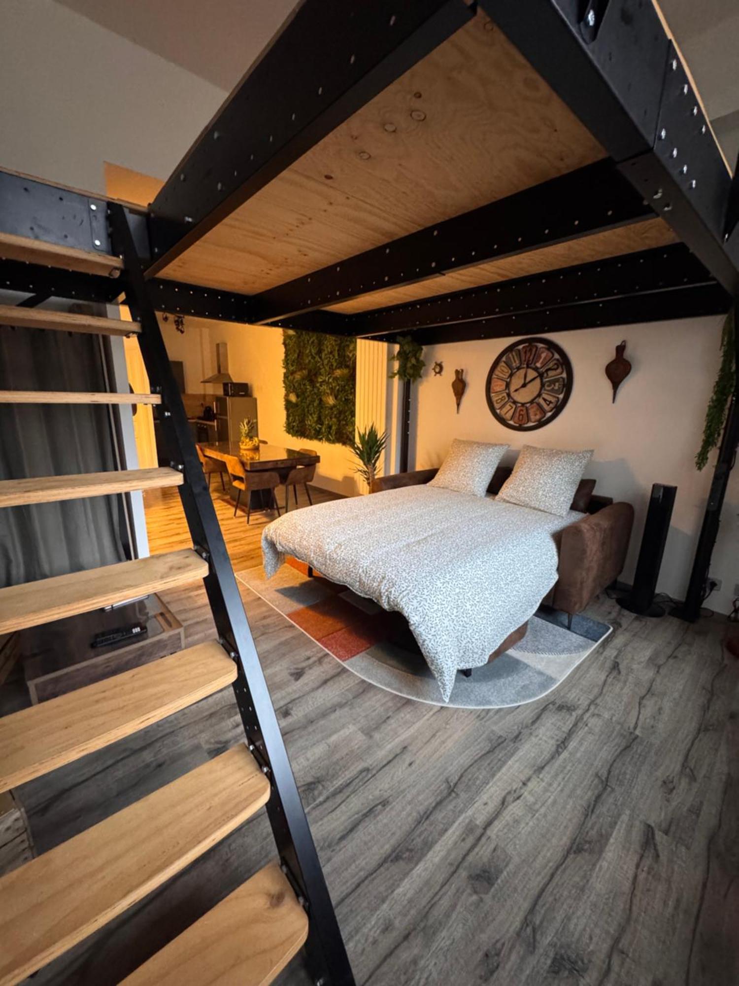 Manhattan Loft - Centre - 5 Mn A Pied Gare - Parking Prive - Patio Apartment